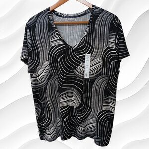 Nine West V-Neck Pullover Blouse, Size Large, Cap Sleeve, Soft Spun Fabric New